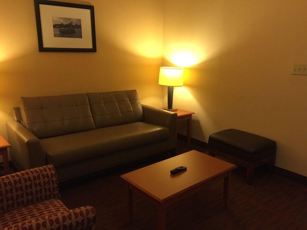 Baymont By Wyndham Savannah/garden City 3* Savannah